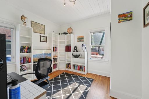 22-web-or-mls-N Knox Ave-S1308-022.jpg