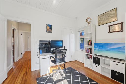 24-web-or-mls-N Knox Ave-S1308-024.jpg