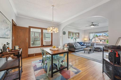 13-web-or-mls-N Knox Ave-S1308-013.jpg