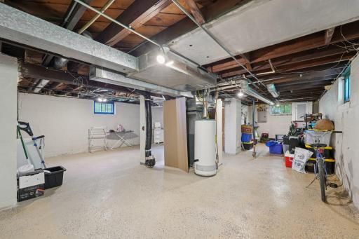 33-web-or-mls-N Knox Ave-S1308-033.jpg