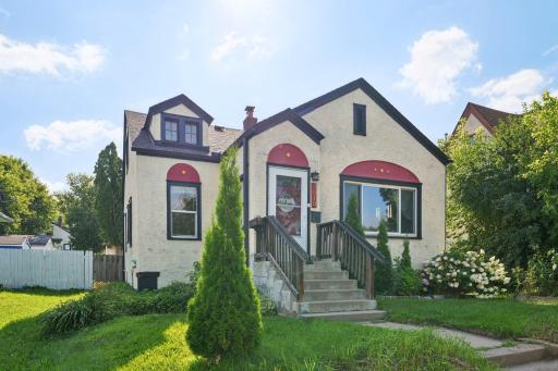 4-web-or-mls-N Knox Ave-S1308-004.jpg