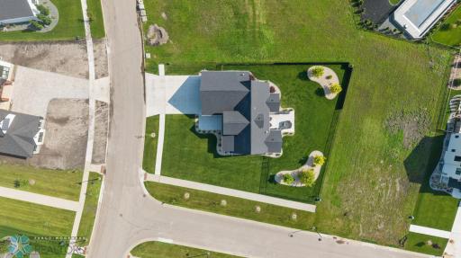 6090 Wildflower Drive S, Fargo, ND 58104