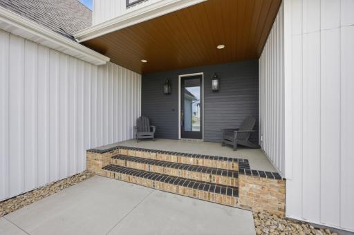 6090 Wildflower Drive S, Fargo, ND 58104