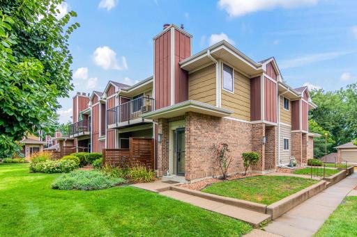 1015 Rae Drive, 1, Minneapolis, MN 55423