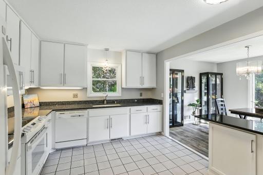 455 Black Oaks Lane N, Minneapolis, MN 55447