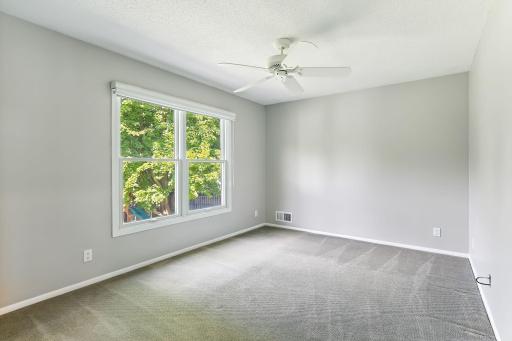 455 Black Oaks Lane N, Minneapolis, MN 55447