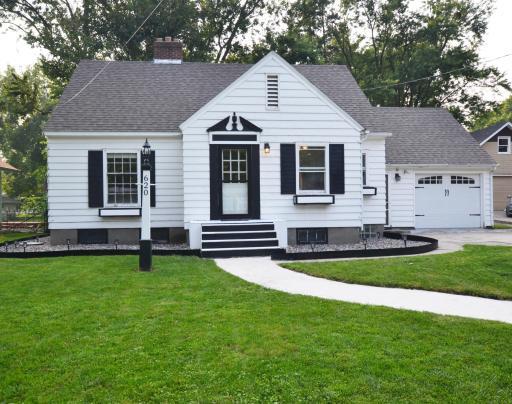 620 Swanson Avenue SE, Cokato, MN 55321