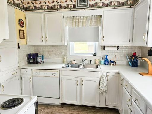 310 Marshall Avenue NE, Red Lake Falls, MN 56750