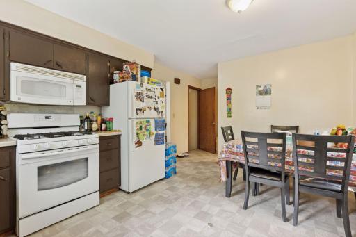 501 Shadyside Circle, Hopkins, MN 55343