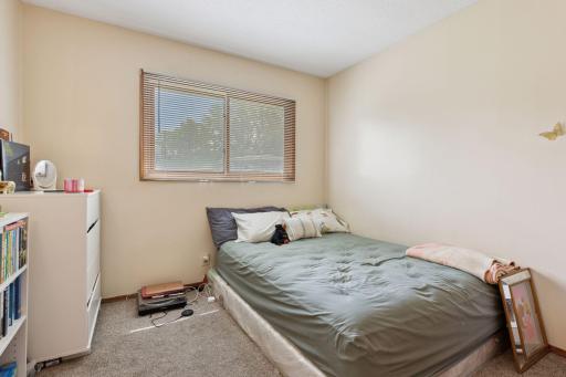 501 Shadyside Circle, Hopkins, MN 55343