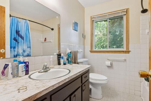 501 Shadyside Circle, Hopkins, MN 55343