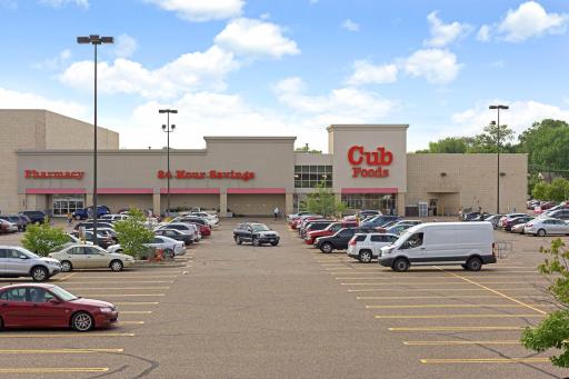 501 Shadyside Circle, Hopkins, MN 55343