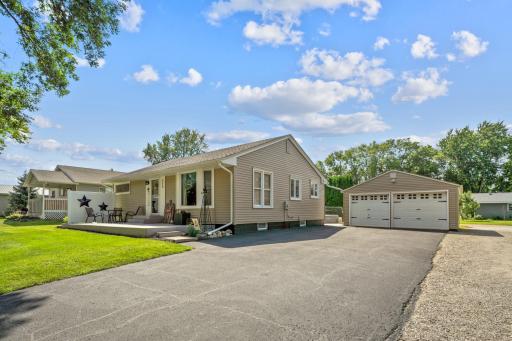 356 6th Avenue S, Brownton, MN 55312