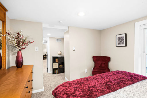 5322 Otsego Street, Duluth, MN 55804