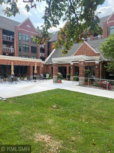 500 County Road B W, 204, Saint Paul, MN 55113