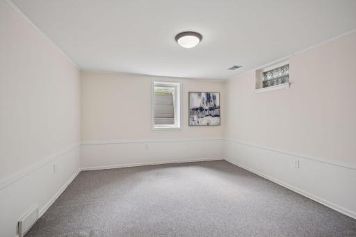 8254 Westwood Hills Curve, Saint Louis Park, MN 55426