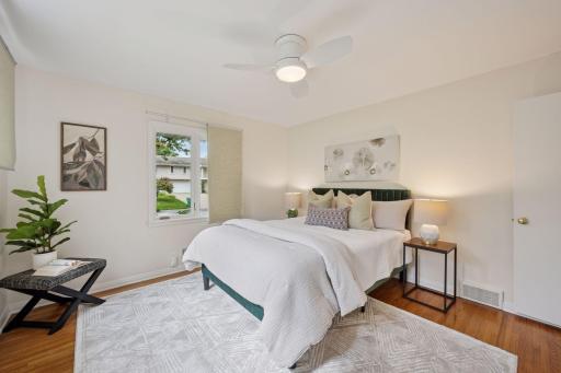 8254 Westwood Hills Curve, Saint Louis Park, MN 55426