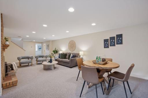 8254 Westwood Hills Curve, Saint Louis Park, MN 55426