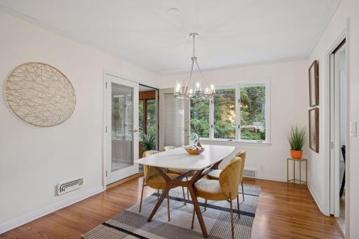 8254 Westwood Hills Curve, Saint Louis Park, MN 55426