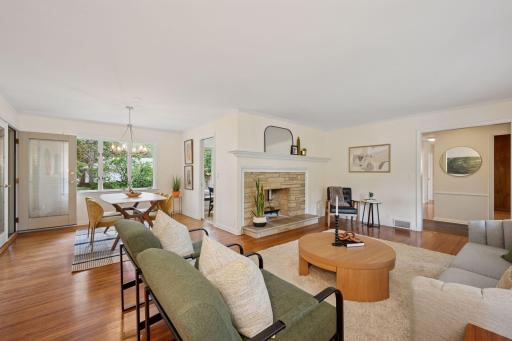 8254 Westwood Hills Curve, Saint Louis Park, MN 55426