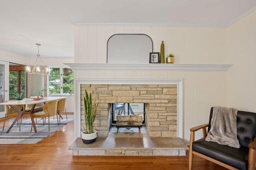 8254 Westwood Hills Curve, Saint Louis Park, MN 55426