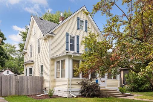 1529 Hamline Avenue N, Saint Paul, MN 55108
