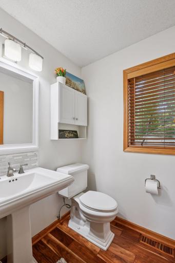2960 Highland Court, Mound, MN 55364