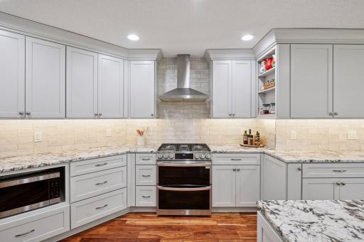 2960 Highland Court, Mound, MN 55364