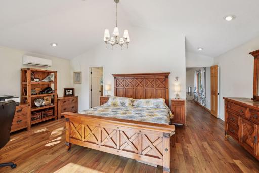 2960 Highland Court, Mound, MN 55364