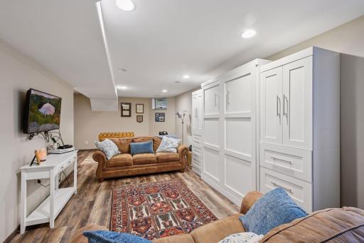 2960 Highland Court, Mound, MN 55364
