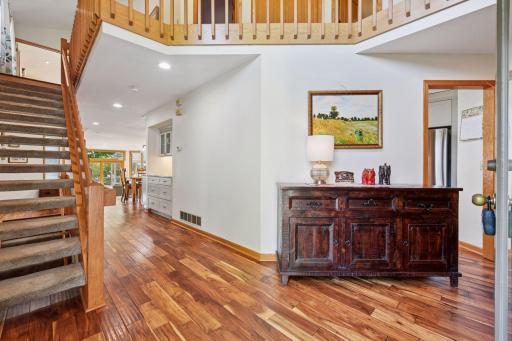 2960 Highland Court, Mound, MN 55364
