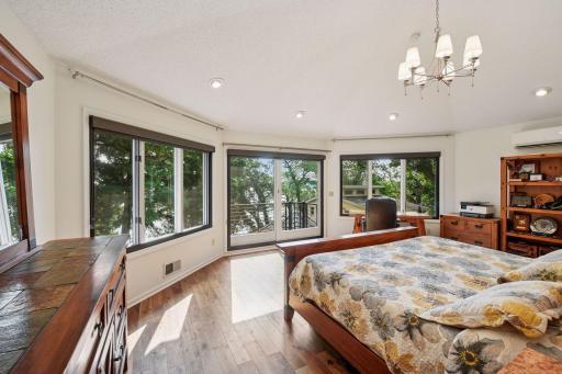 2960 Highland Court, Mound, MN 55364