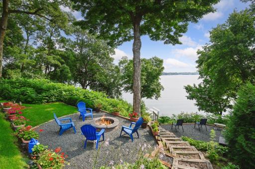 2960 Highland Court, Mound, MN 55364