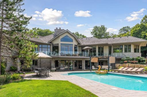 525 Navajo Road W, Medina, MN 55340