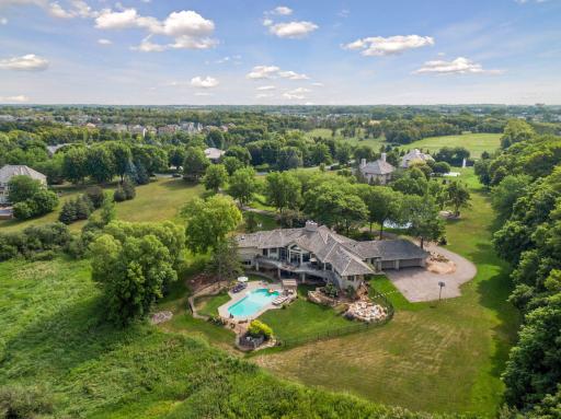525 Navajo Road W, Medina, MN 55340