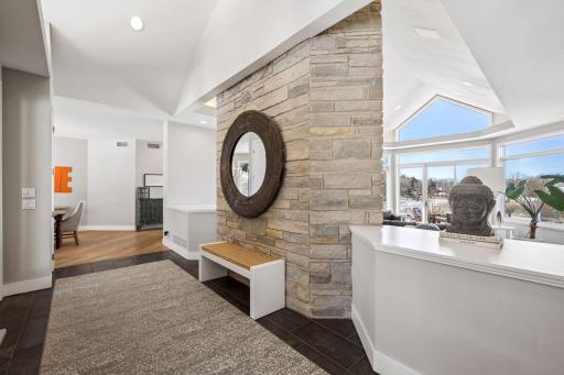 525 Navajo Road W, Medina, MN 55340