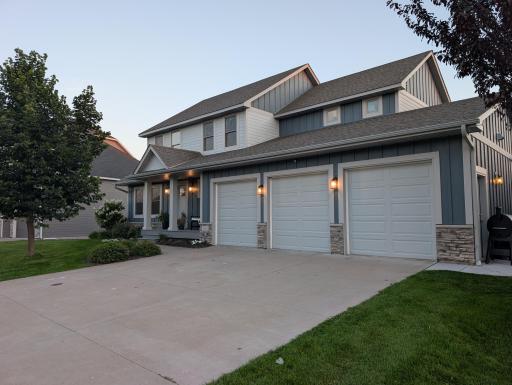 3042 132nd Avenue NE, Minneapolis, MN 55449