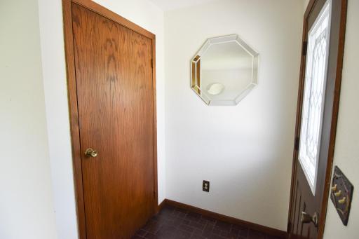 432 E 2nd Street, Argyle, MN 56713