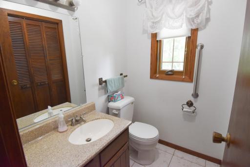 432 E 2nd Street, Argyle, MN 56713