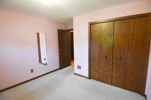 432 E 2nd Street, Argyle, MN 56713