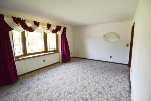 432 E 2nd Street, Argyle, MN 56713