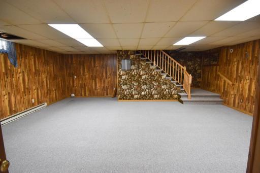 432 E 2nd Street, Argyle, MN 56713