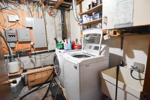 432 E 2nd Street, Argyle, MN 56713