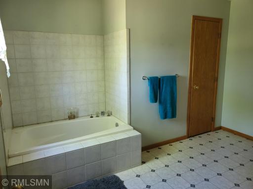 1880 45th Street SE, Saint Cloud, MN 56304