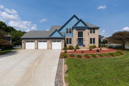 17168 Bainbridge Drive, Eden Prairie, MN 55347