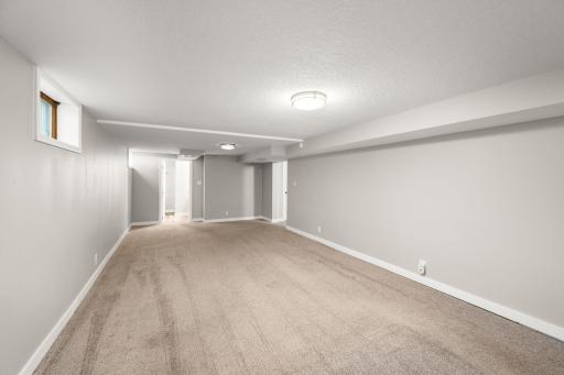 5956 Admiral Lane N, Brooklyn Center, MN 55429