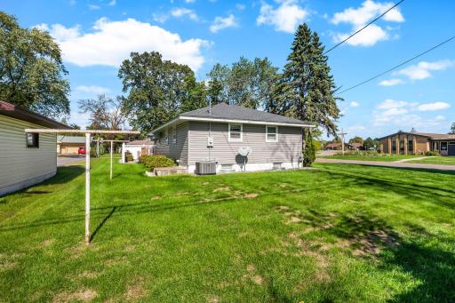 5956 Admiral Lane N, Brooklyn Center, MN 55429