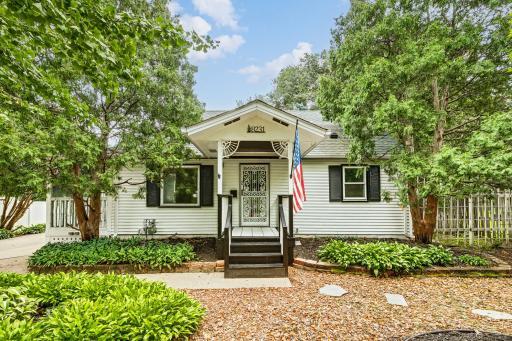 8231 Bloomington Avenue S, Minneapolis, MN 55425
