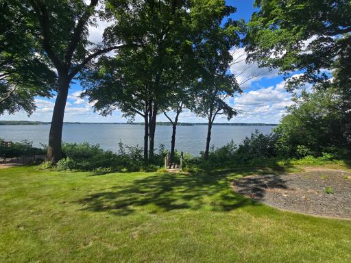 25810 Birch Bluff Road, Excelsior, MN 55331