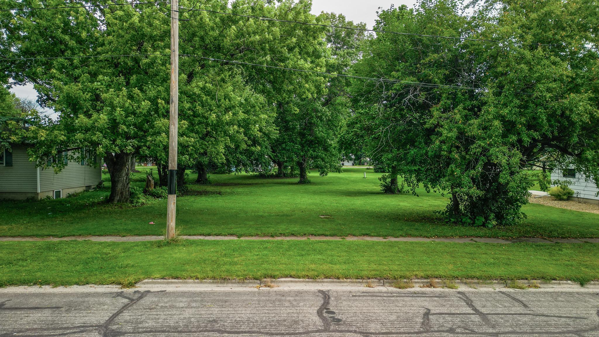 231 3rd Ave SW - Winnebago